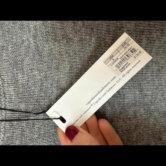 Cupcakes and Cashmere Drew Mock Neck Sweater - NWT - Picture 3 of 6